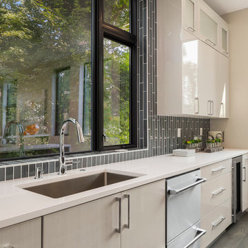 Magnolia Light-filled Contemporary