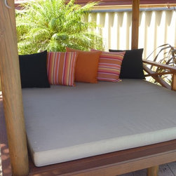 Custom made outdoor cushions - Products