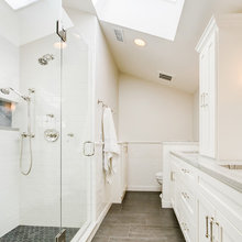 Craftsman Bathroom