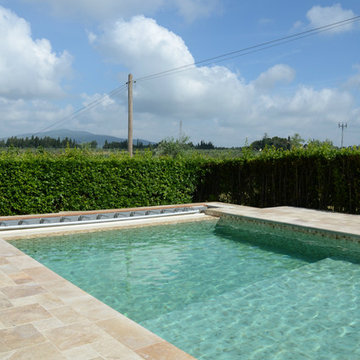 Piscina sulle colline del Chianti