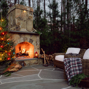 Campfire Christmas - 2022 Holiday Photoshoot