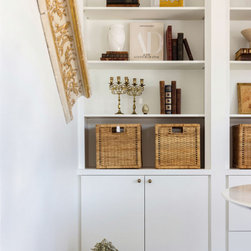 AKI Office - Decorative Objects And Figurines