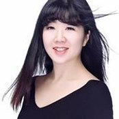Xia Ying Han's photo