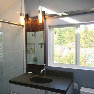 Mt. Baker Bathroom