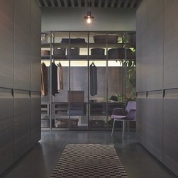Poliform - Capri Wardrobe - Storage and Organisation