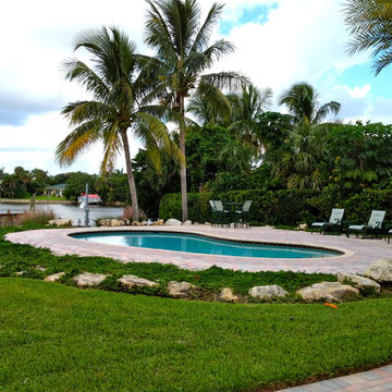 Tropical landscape spaces, All around the house.
