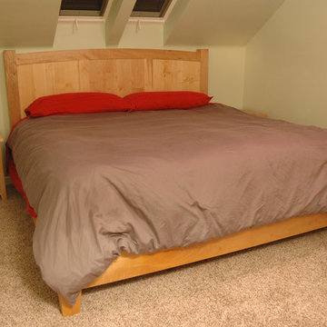 Big Leaf Maple Bedroom Set