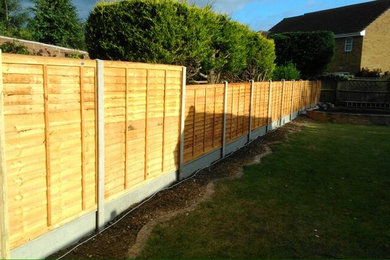Residential Waney Lap Fencing