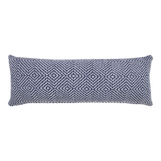 https://st.hzcdn.com/fimgs/7f61bff3010b1b53_9246-w320-h320-b1-p10--southwestern-decorative-pillows.jpg