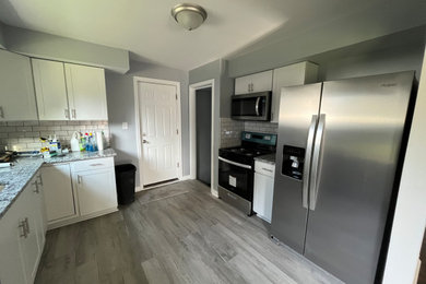 Kitchen - kitchen idea in Detroit