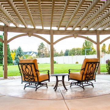 Entertainment Size | Curved Radius Style Pergola