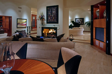 Example of a classic living room design in Seattle