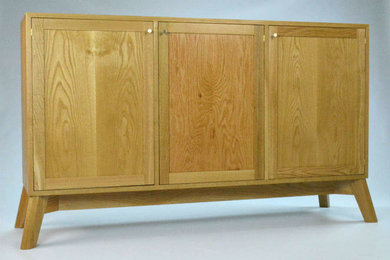 White Oak Cabinet With Book Matched Panel Doors