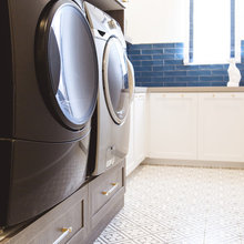 Martis . Laundry