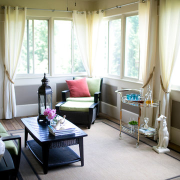 Stylish and Relaxing Sunroom