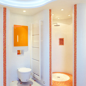 modernes Bad mit Mosaikfliesen