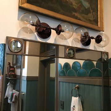 Arts & Craft Style Bathroom - Historic House