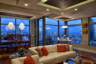 Mid-century modern living room photo in San Diego