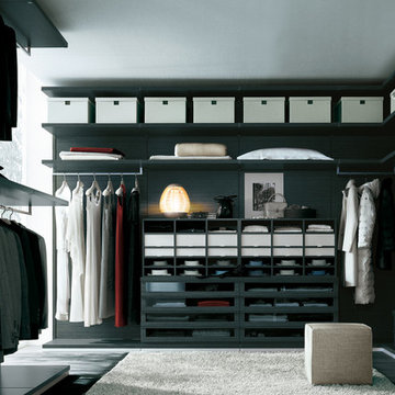 Walk-In Closets