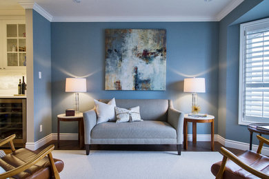 Example of a classic home design design in Toronto