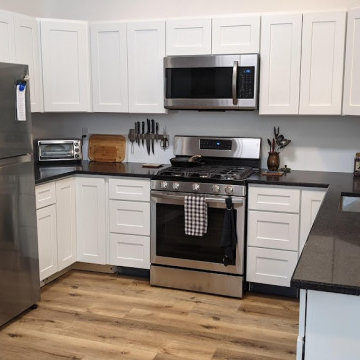 Kitchen Remodel with New Base Cabinets