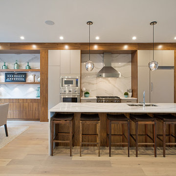 Manhattan Country Walnut & Taupe