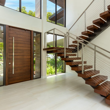 Contemporary Home - 10