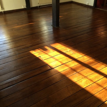 Repair 14 meetrs of reclaimed oak. Sand, stain and seal. Stair ase fitted as an