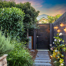 Garden/pool area