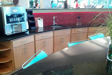 Inspiration for a contemporary kitchen remodel in Chicago