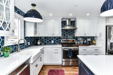 Transitional kitchen photo in DC Metro