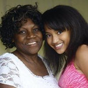 Ynez Jones's photo
