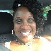 Deborah Knox's photo