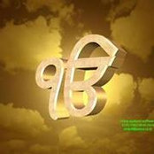 Robin Singh's photo