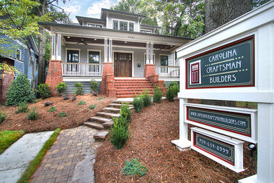 Example of an arts and crafts home design design in Charlotte
