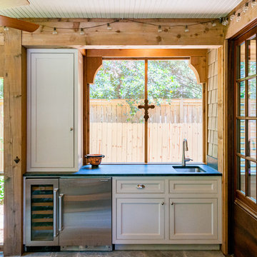 Screened Porch - Spring Street
