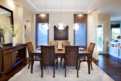 This is an example of a dining room in Omaha.