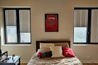 Minimalist bedroom photo in Chicago