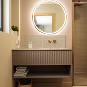 RÉNOVATION CONTEMPORAINE D'UNE VILLA DES ANNÉES 70