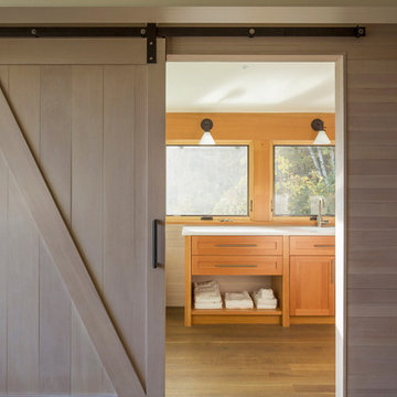 Marine Barn