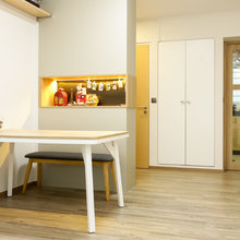 Foyer display unit