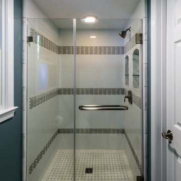 Woodbridge Traditional Master Bathroom