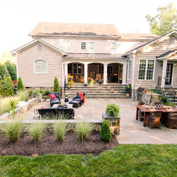 Variegated Bluestone Backyard Retreat in Glen Allen