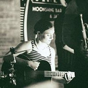 Annie Erbsen's photo