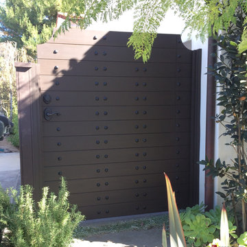 Matching Garage Doors & Entry Gates - Corona del Mar, CA