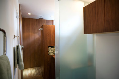 Inspiration for a contemporary bathroom remodel in Dallas