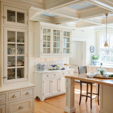 Elegant Sun-Filled Kitchen