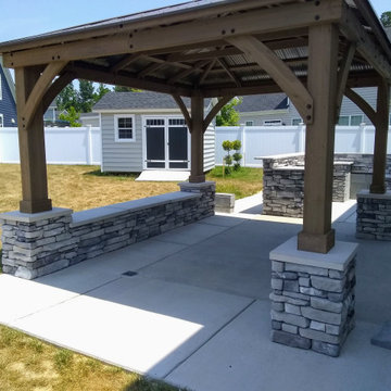 Outdoor Entertaining Area