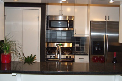 Kitchen photo in Dallas