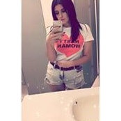 Nicole Vigna's photo